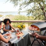 Ooni Koda 12 Gas Pizza Oven Bundle with Peel, Cover & Thermometer